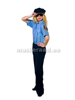 Politseitüdruk lühikeste...