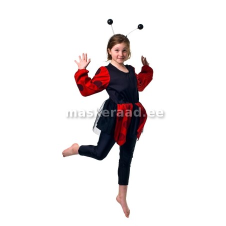 Lepatriinu täpiliste varrukatega kleidis