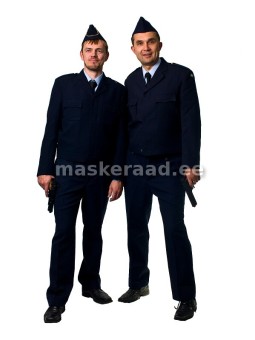 A police officer, Sven and...