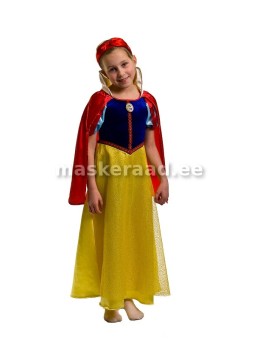 Снег белый с красной накидкой