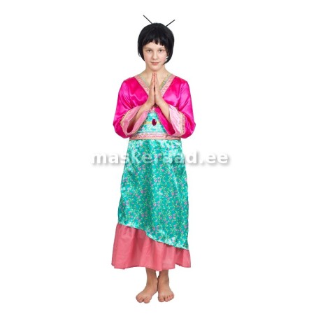 A Japanese girl in a green dress