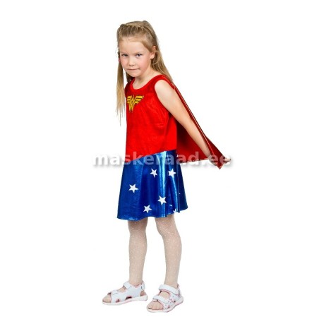 Супердевушка