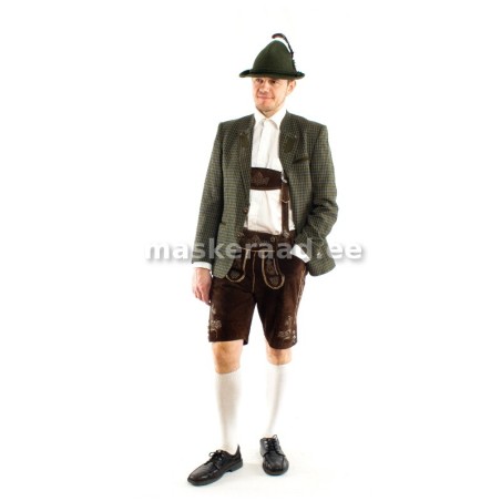 Baieri mees lühemate nahkpükste ja valge orig. pluusiga