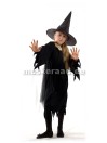 Halloweeni võlurnõid punase krae ja õhulise keebiga ürbis