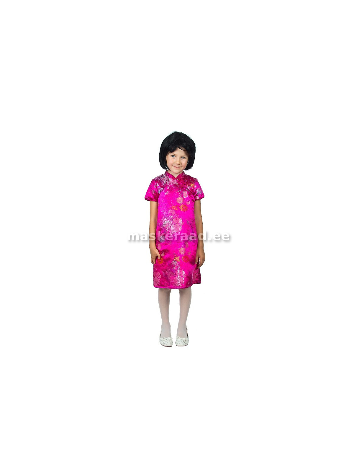 Hiina tüdruk roosas kleidis