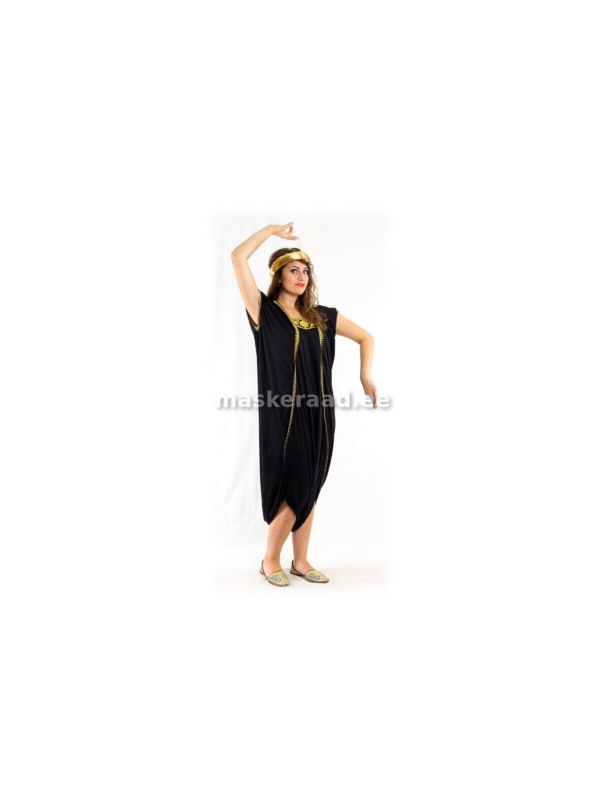 Maroko naine mustas rüüs