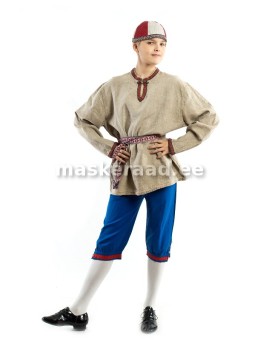 Rahvuslikus rõivas noormees...