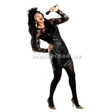 Rokkar, tüdruk pitsist varrukatega nahkkleidis