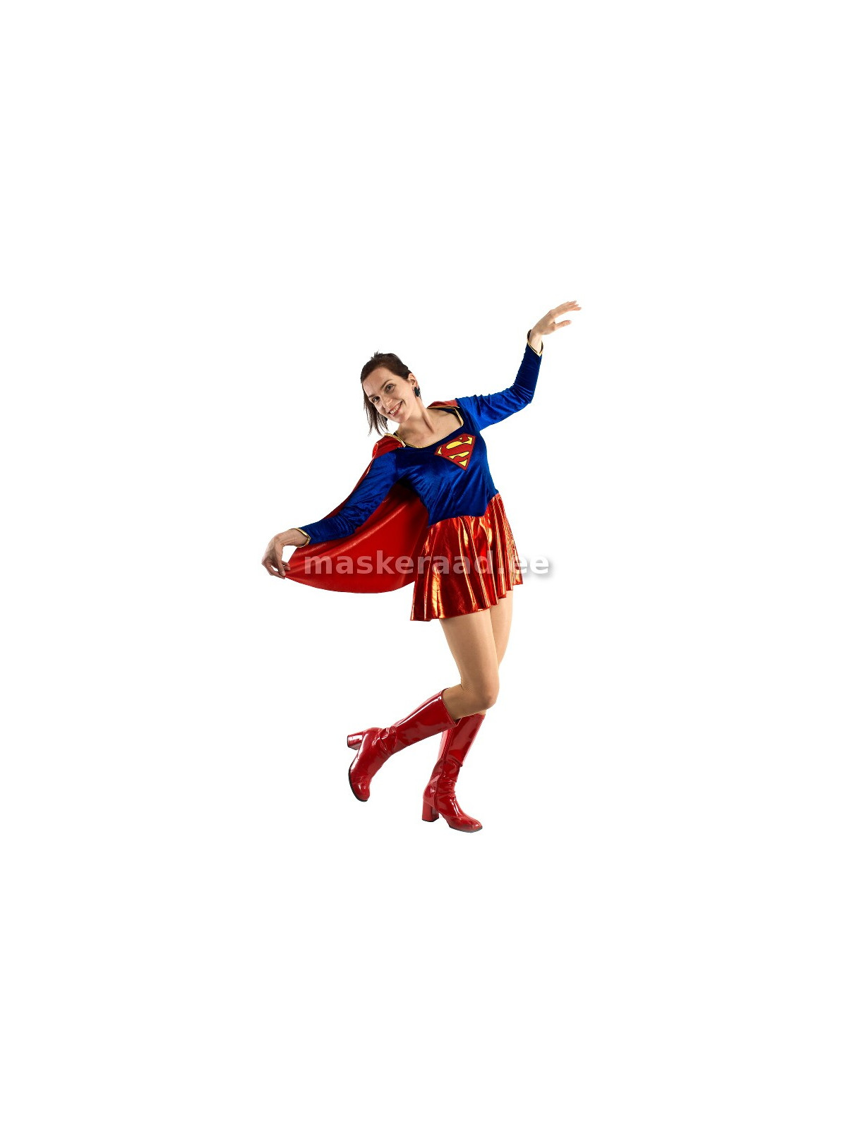 Supergirl läikivas kostüümis