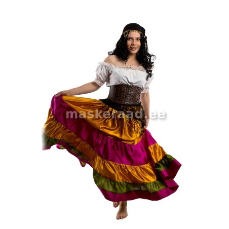 Mustlasneiu läikiv-kirevas seelikus