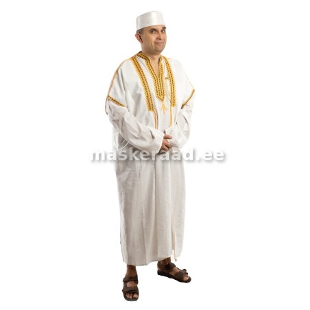 Valges rüüs, kuldste äärispaeltega Omaani rahvarõivas