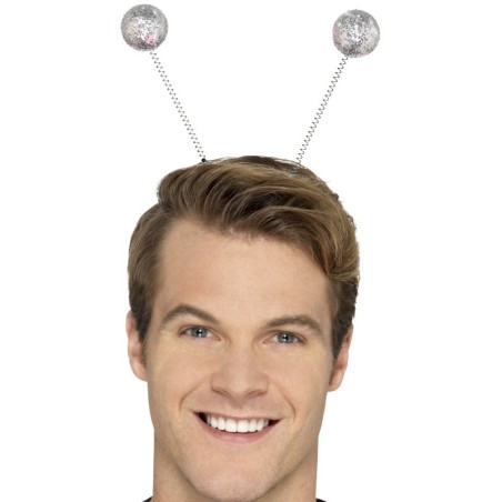 Tundlad peavõrul, hõbedane