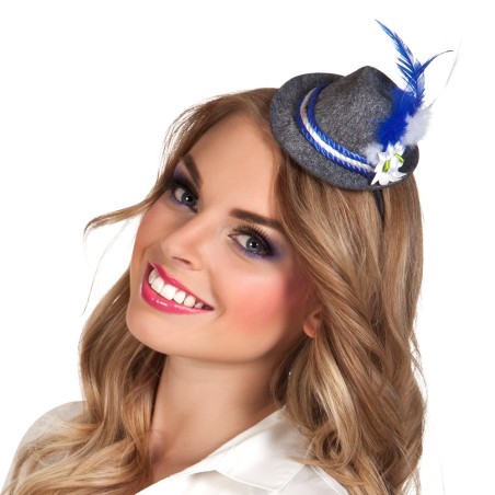 Väike saksa kaabu peavõrul sinise kaunistusega