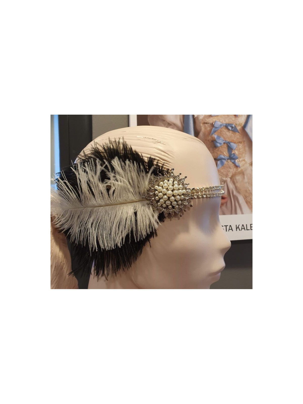 Peaehe pärlilille ja teemantkaunistusega | Maskeraad