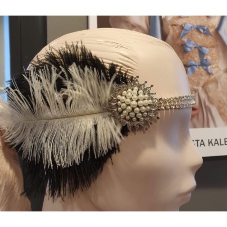 Peaehe pärlilille ja teemantkaunistusega | Maskeraad