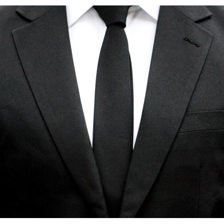 Piduülikond must 48