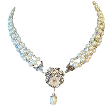 Baieri kolmerealine pärlitega kaelaehe ripatsiga | Maskeraad