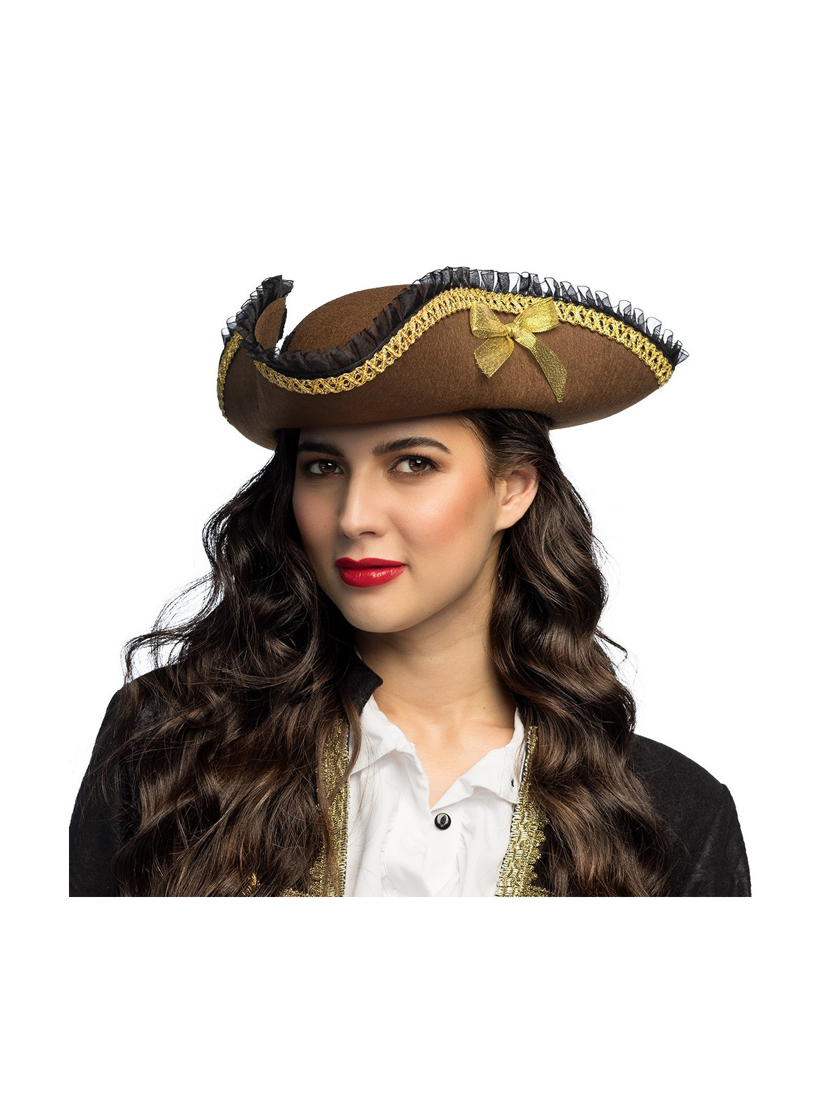 Pruun pitsiga piraadikaabu