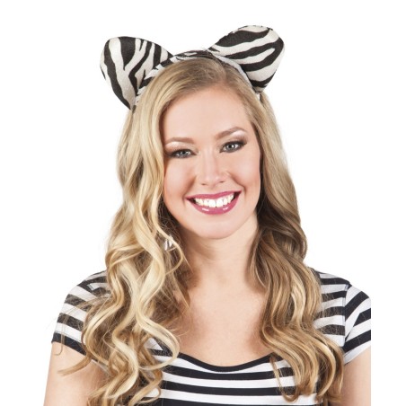 Kõrvad peavõrul loomamustriga