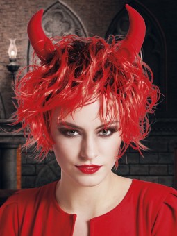 Nõia sassis punane parukas sarvedega