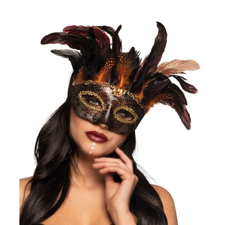 Täpiliste sulgedega  ja kiviga mask