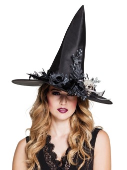 Nõiamüts pealuu kaunistusega