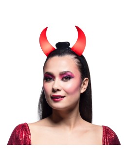 Saatana LED tuledega punased sarved