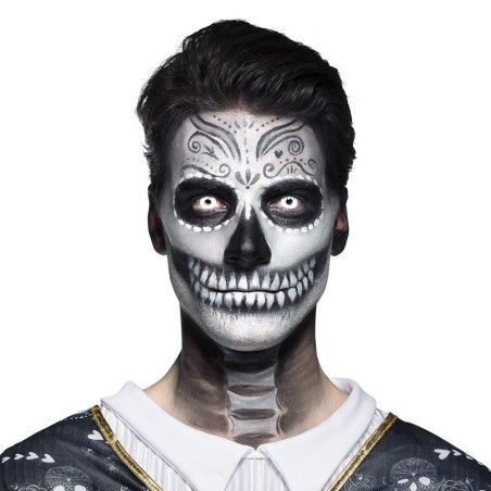 UV pimedas helendavad läätsed