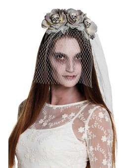 Zombi pealuud lilledega ja looriga peavõrul