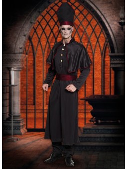 Pimeduse preester 50/52