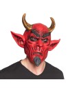 Punane saatana mask habemetüükaga